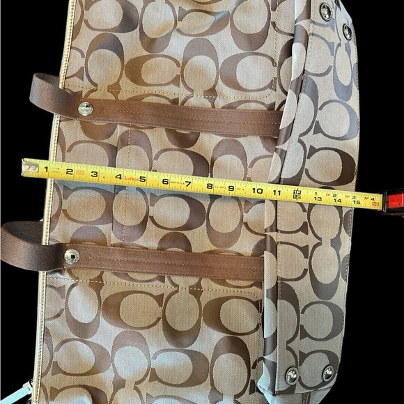 Coach Signature Weekend Bag, Excellent Condition - Picture 5 of 7
